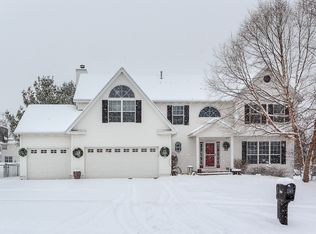 7610 Princeton Dr NE, Cedar Rapids, IA 52402