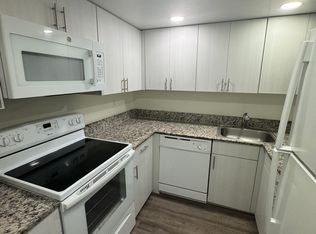 19555 NE 10th Ave #302, Miami, FL 33179