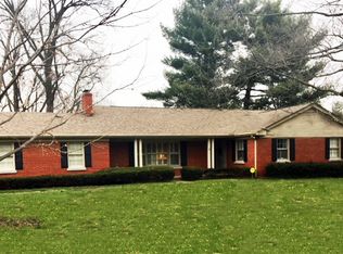 5 Lansdowne Est, Lexington, KY 40502