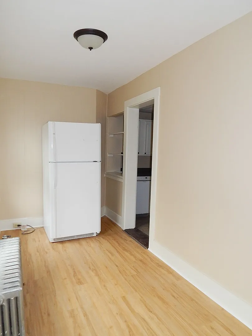 173 Broadway — Photo 3