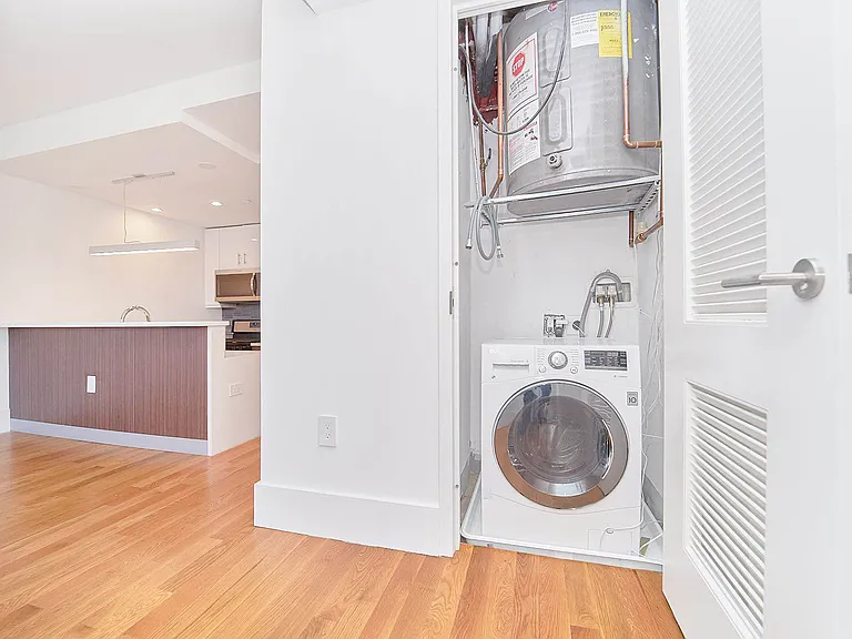 100 Steuben St #3E — Photo 10