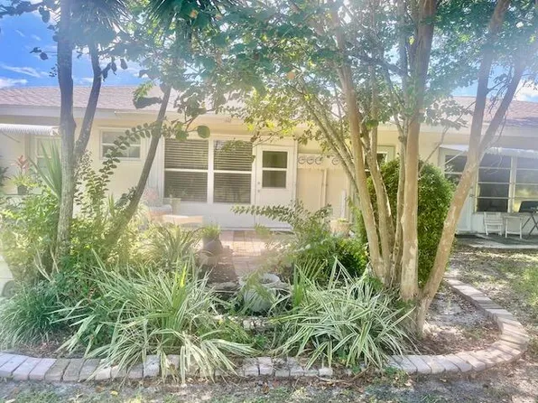 113 Lakes End Drive Apt c, Fort Pierce, FL 34982