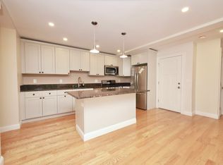 622 Trapelo Rd #1, Belmont, MA 02478