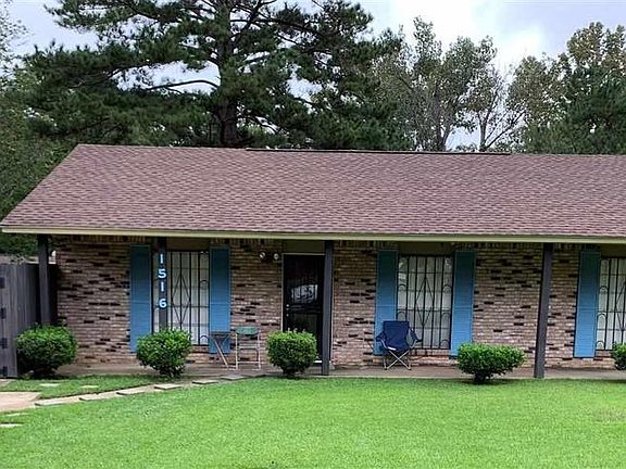 2nd image of 1516 Cedar Pine Dr