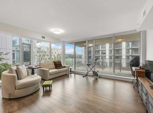 560 S 6th Ave SE #301, Calgary, AB T2G 1K7