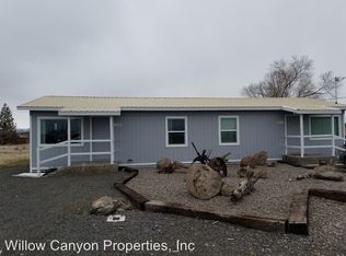 893 NW Commercial St, Madras, OR 97741