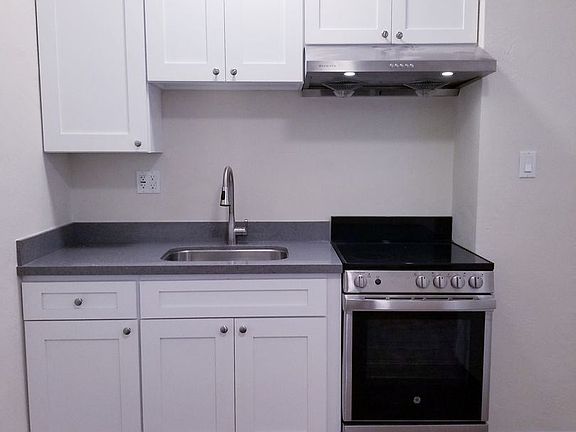 3rd image of 831 Sacramento St #45