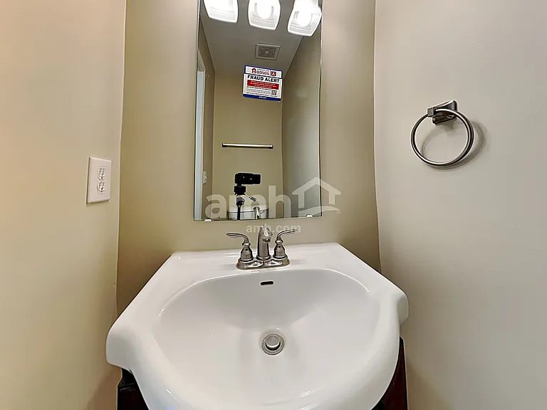 6726 Aviva Way — Photo 8