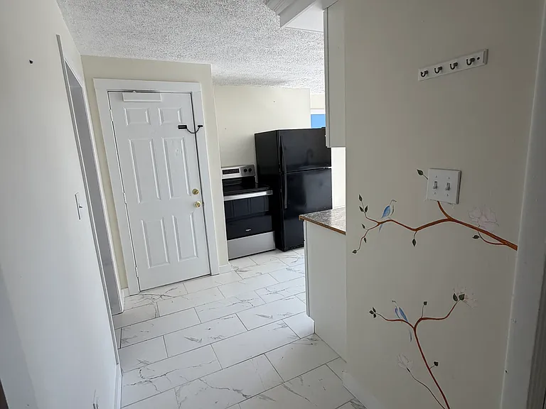 91 Minot Ave #3 — Photo 3