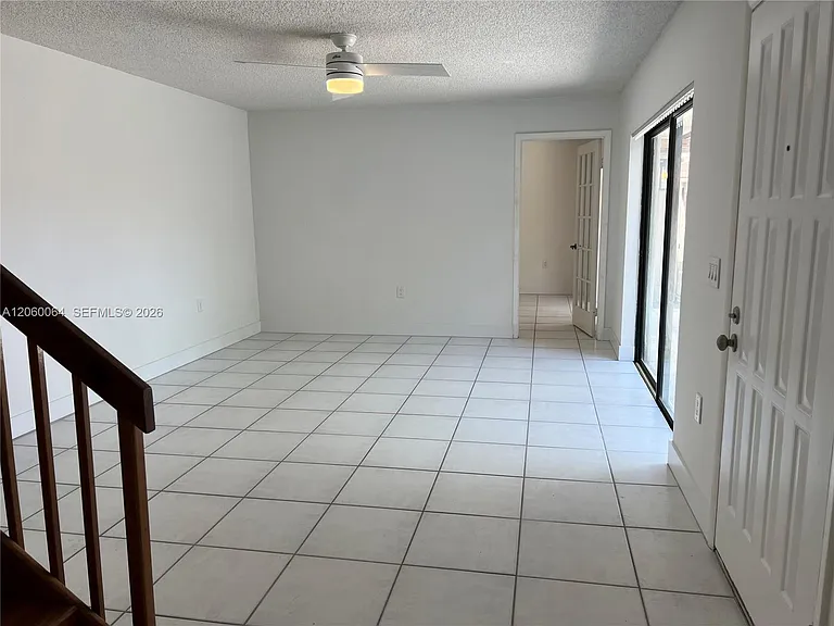 9105 SW 19th Pl #A — Photo 13