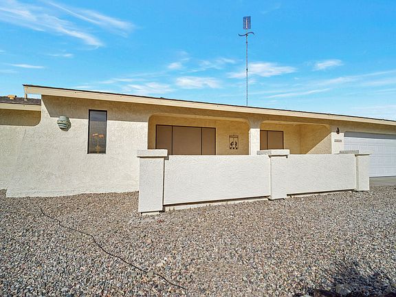 3rd image of 2659 Bamboo Dr