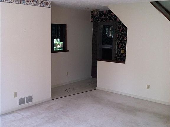 4th image of 3370 Brookpoint Ln
