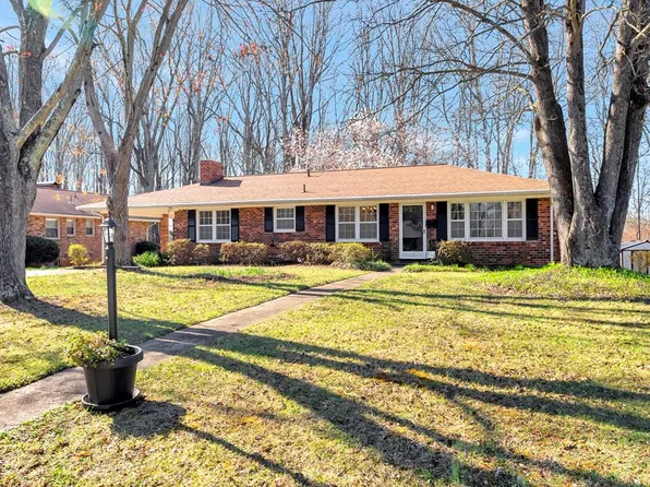 605 Greenway Dr, South Boston, VA 24592