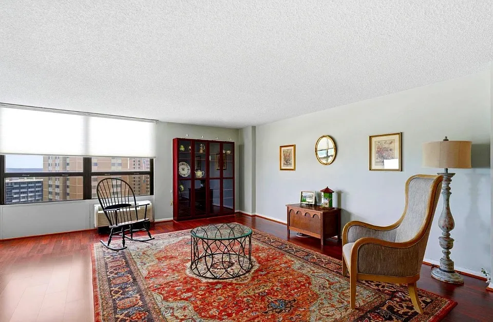 205 E Joppa Rd #1809-B-1809