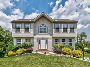 502 Silver Hollow Dr, Baden, PA 15005