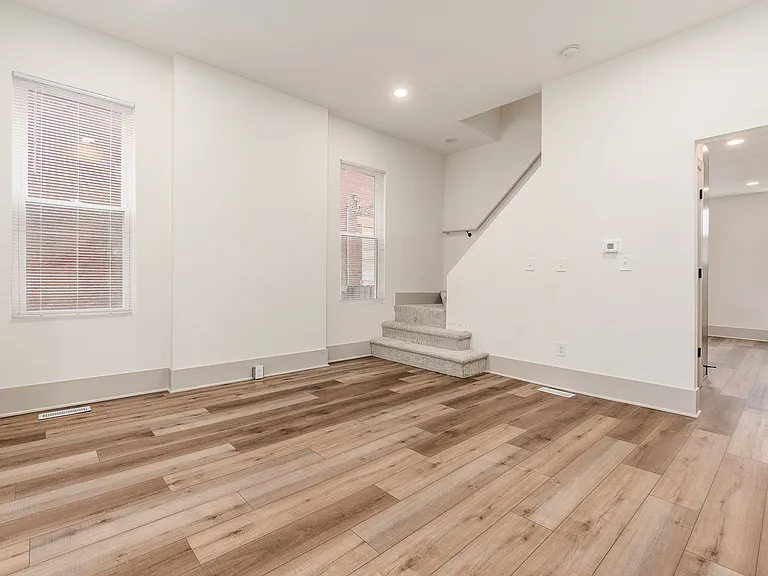 818 S Champion Ave — Photo 11