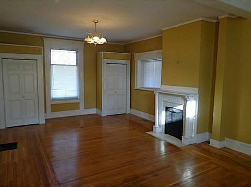 5th image of 425 Scioto St