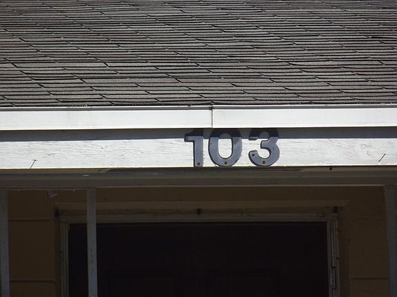 5th image of 103 6th St W