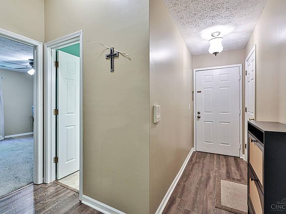 4th image of 710 Carrington Pl APT 310