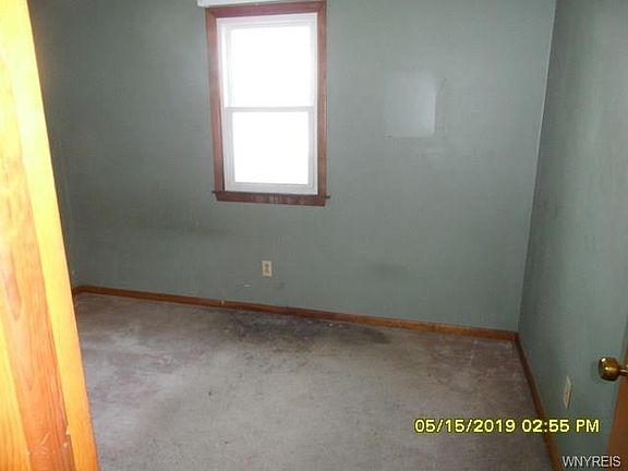 4th image of 30 Balen Dr