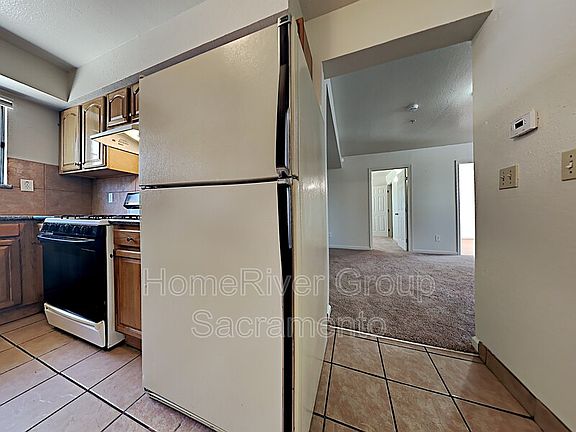5th image of 4624 14th Ave
