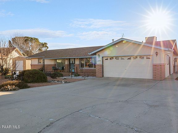 3rd image of 1099 N Conestoga Way