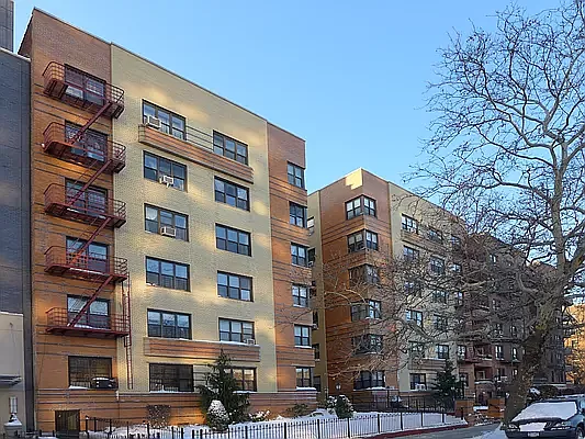 Rented by Contact Realty | media 14