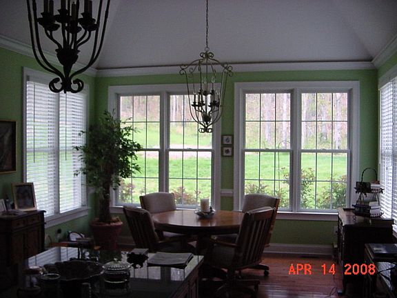 3rd image of 272 Bridgewater Dr