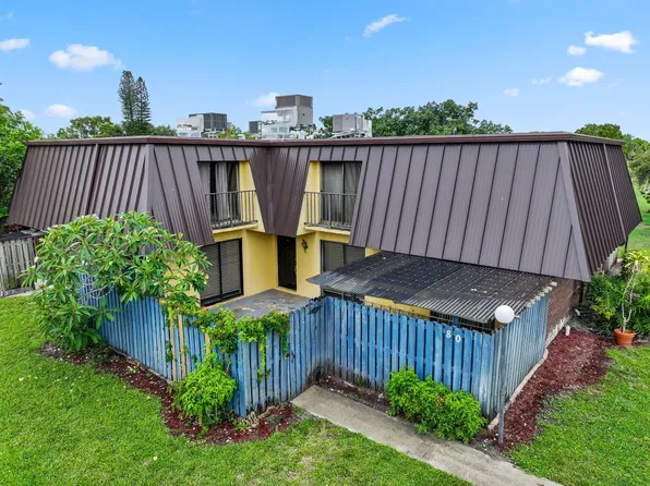 3665 Silver Lace Lane #80, Boynton Beach, FL 33436