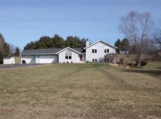 662 Highfield Rd, Belvidere, IL 61008