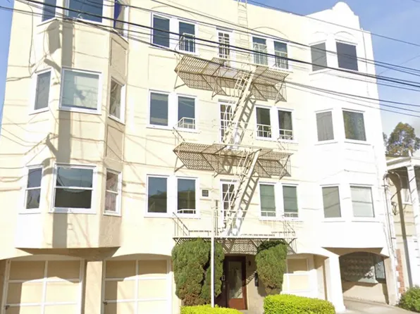 1672 Oxford St #12, Berkeley, CA 94709