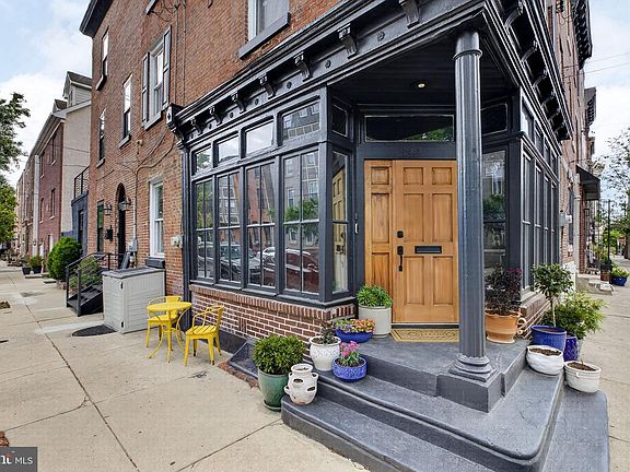 4th image of 822 S 5th St