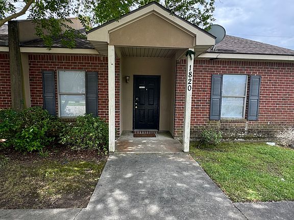 2nd image of 1820 Jade Ave