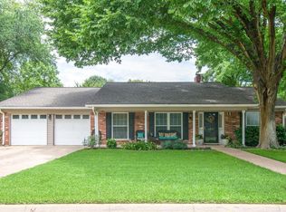 4305 Churchwood Dr, Arlington, TX 76016