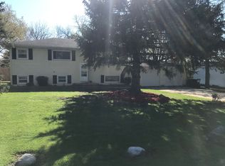 2N447 Euclid Ave, Glen Ellyn, IL 60137