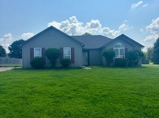 16 Garden Gate Dr, Humboldt, TN 38343