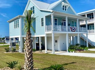 209 E Bogue Blvd, Atlantic Beach, NC 28512