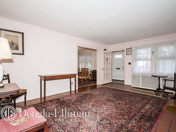 4th image of 130 Parsons Dr