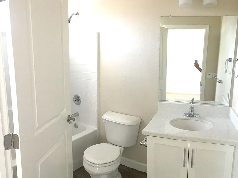 Alder Creek Apartments — Photo 62
