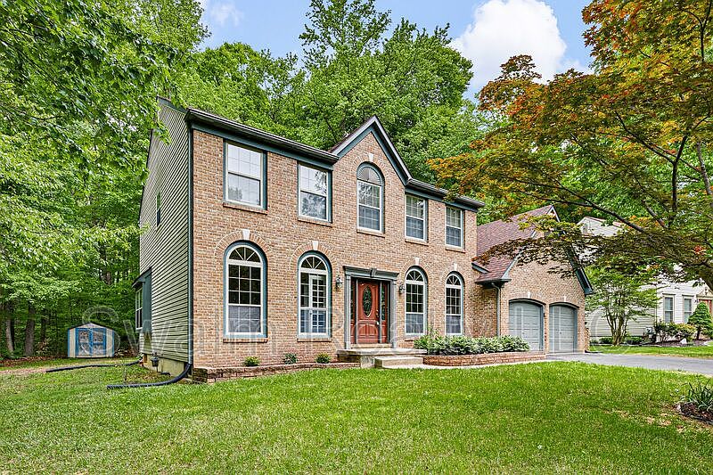1st image of 240 Timber Knoll Dr