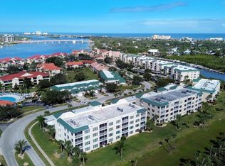 418 Bouchelle Dr APT 402, New Smyrna Beach, FL 32169