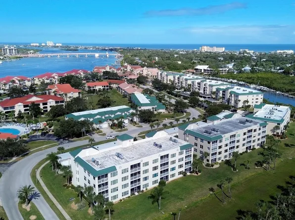 418 Bouchelle Dr APT 402, New Smyrna Beach, FL 32169