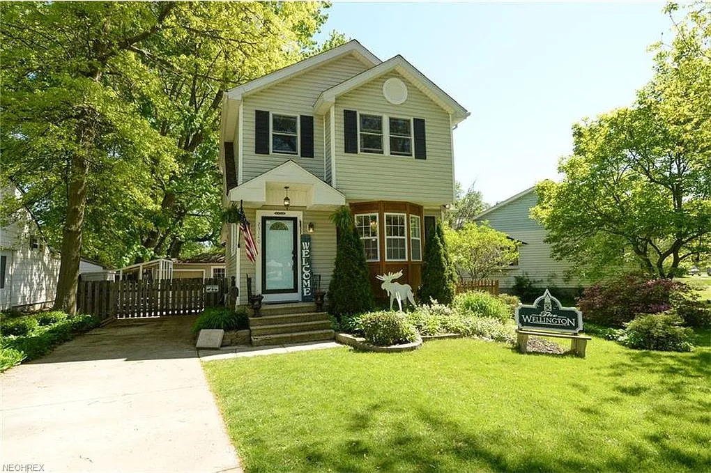 23140 Virginia Ave photo 1