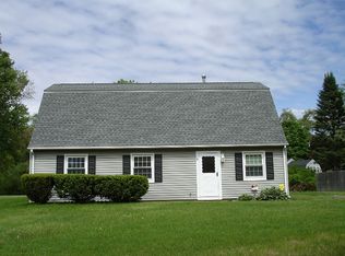 7 Caye Rd, Danbury, CT 06811