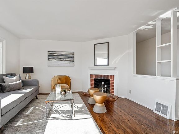 4th image of 500 Bella Vista Way