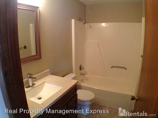 5th image of 4205 S Locust Dr APT 2