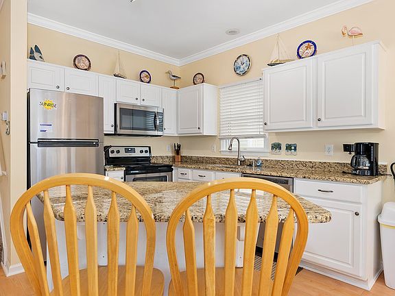 5th image of 1208 Central Ave APT 1