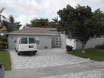 1st image of 4093 NW 1st Pl