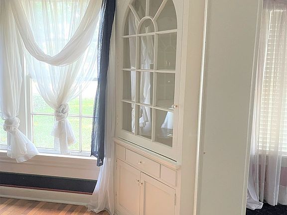 5th image of 609 Avenue C