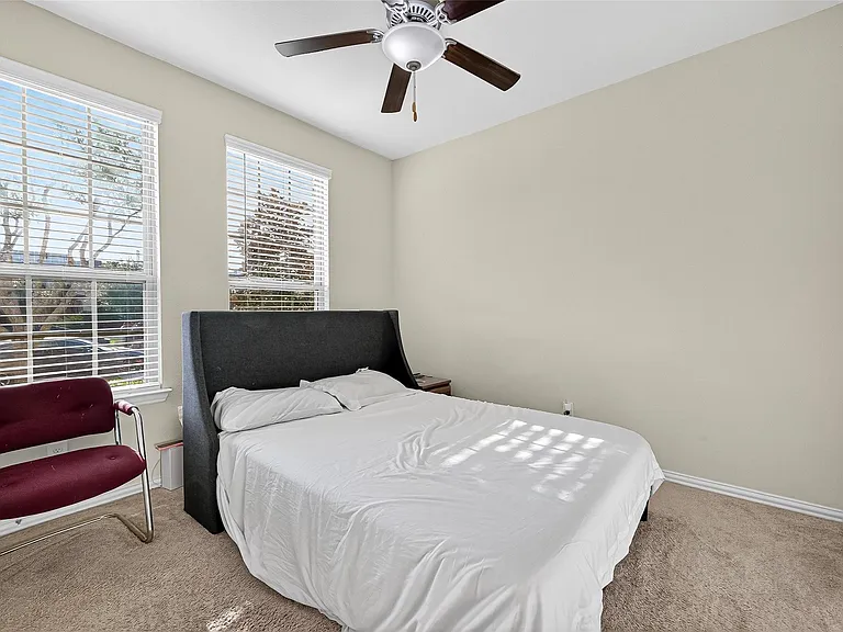 10519 Forfar Ln — Photo 20